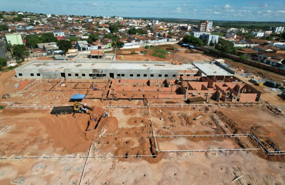 Construção do Hospital Regional de Catalão está em ritmo acelerado
