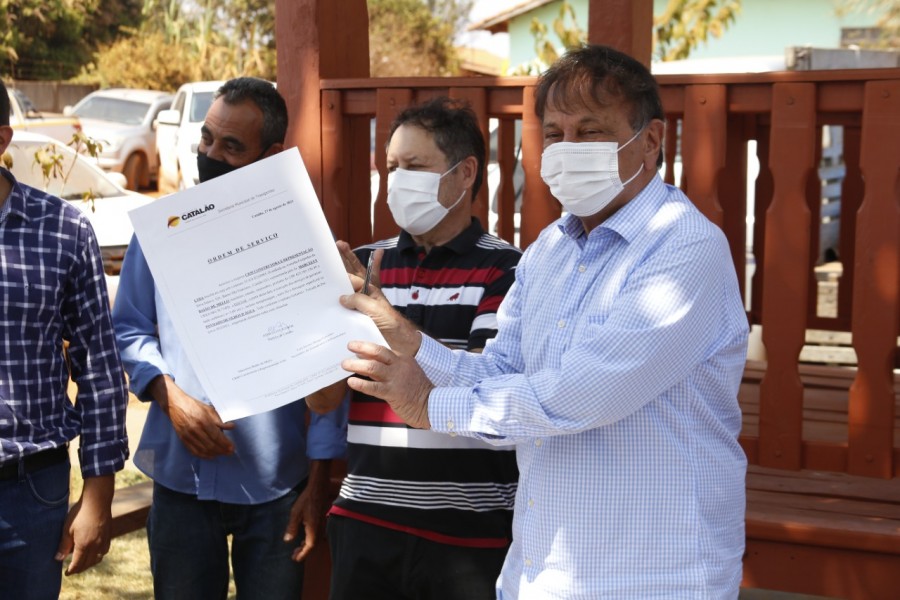 Com lançamento oficial, Prefeitura dá início às obras de asfaltamento em mais duas comunidades rurais 