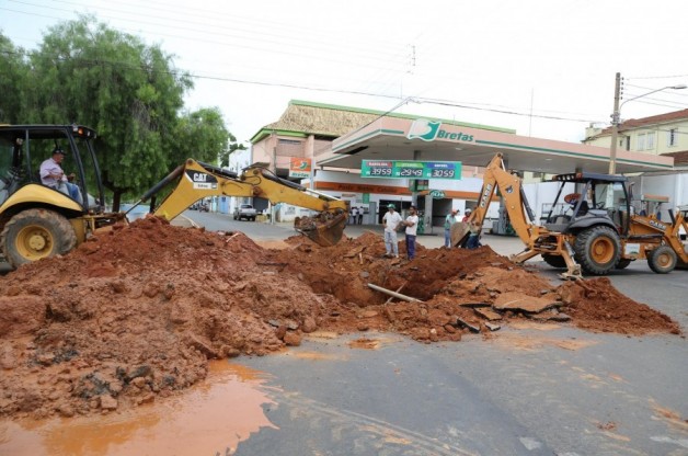 Secretaria de Transporte realiza obras no centro de Catalão