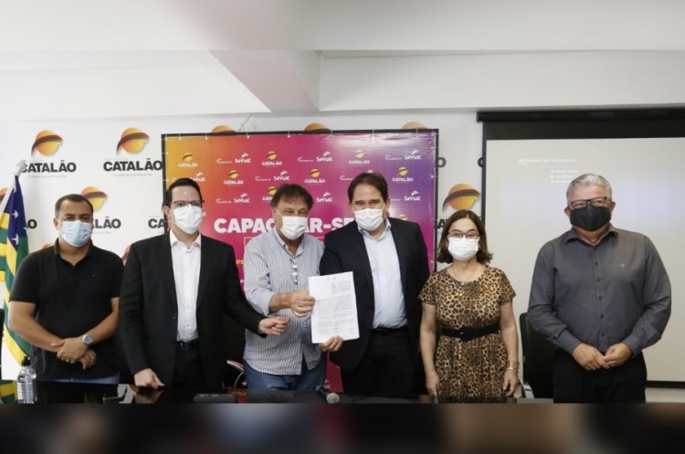 Fecomércio/Sesc-Senac e Prefeitura lançam programa gratuito de capacitação profissional em Catalão