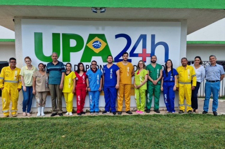 Novos uniformes facilitam identificação dos funcionários da UPA de Catalão