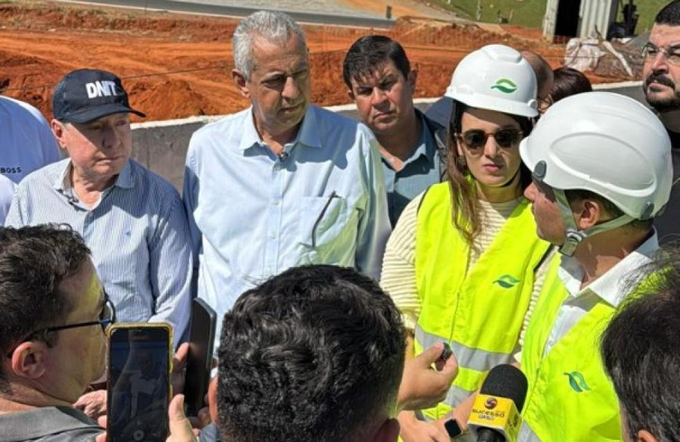 Reuniões tiram dúvidas sobre andamento de obras da BR-050