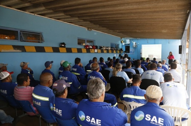 SAE promove palestra de conscientização aos funcionários
