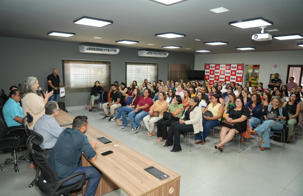 Catalão sedia curso para profissionais da rede de proteção
