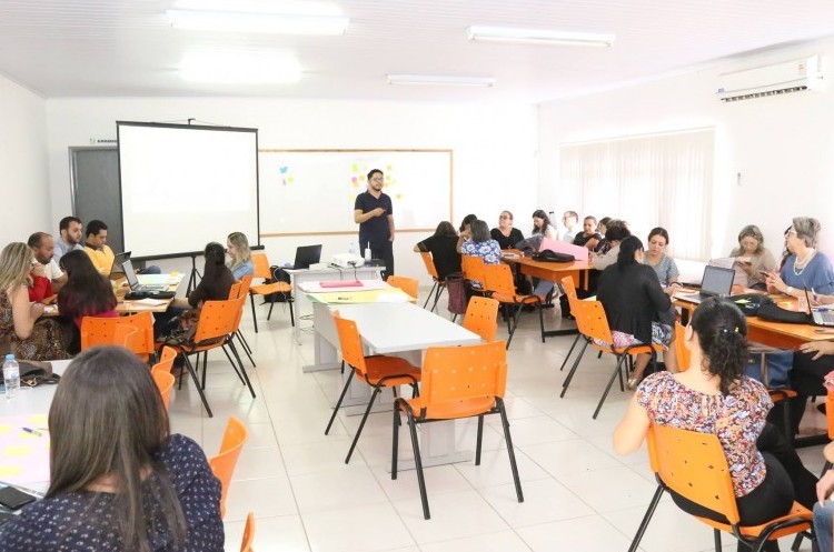 Projeto Inova Escola promove cultura digital para educadores