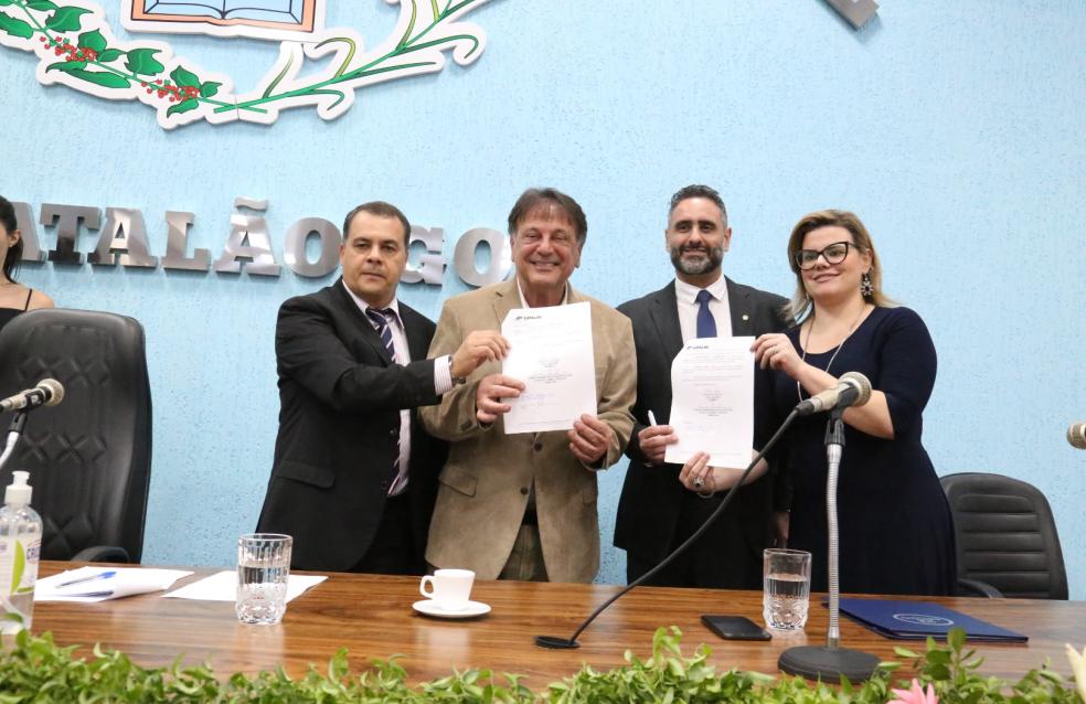 Profissionais da Contabilidade de Catalão são homenageados pela Prefeitura e Câmara Municipal