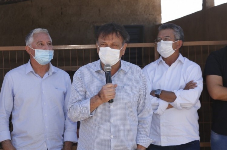 Prefeitura conclui e entrega obra de asfaltamento no Cruzeiro dos Martírios 