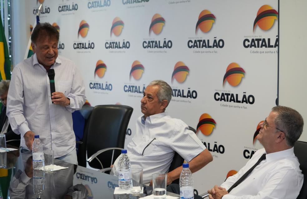 Autoridades e profissionais da Saúde de Catalão se reúnem para traçar estratégias de enfrentamento ao autoextermínio