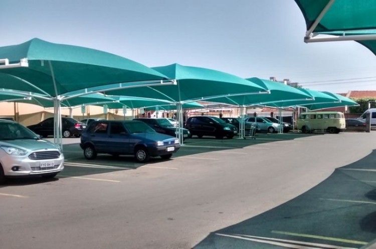 SMTC fiscalizará uso de vagas especiais em supermercados da cidade