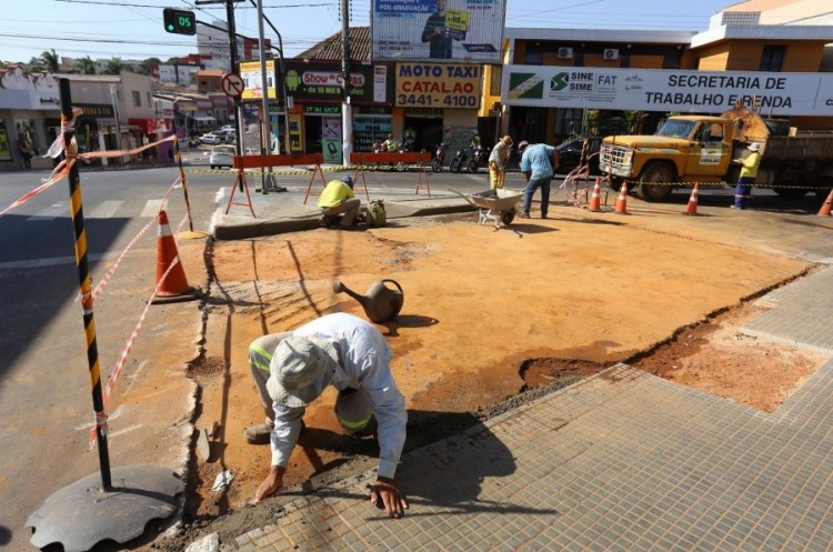 SMTC realiza mudanças em ponto da Avenida Vinte de Agosto 