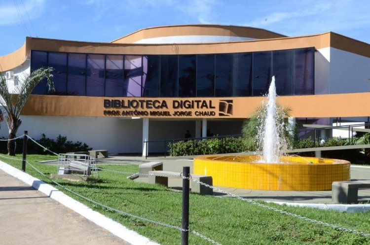 Após reforma, Biblioteca Digital é reinaugurada em Catalão