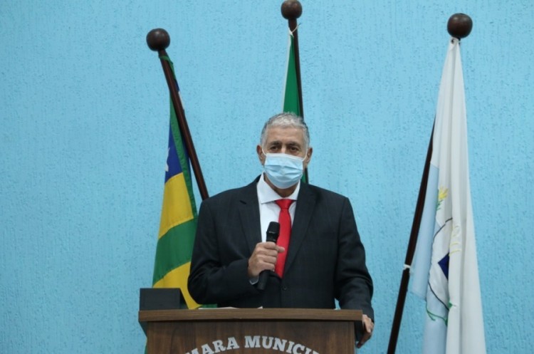 Prefeito participa de primeira sessão da Câmara Municipal e reafirma união entre os poderes