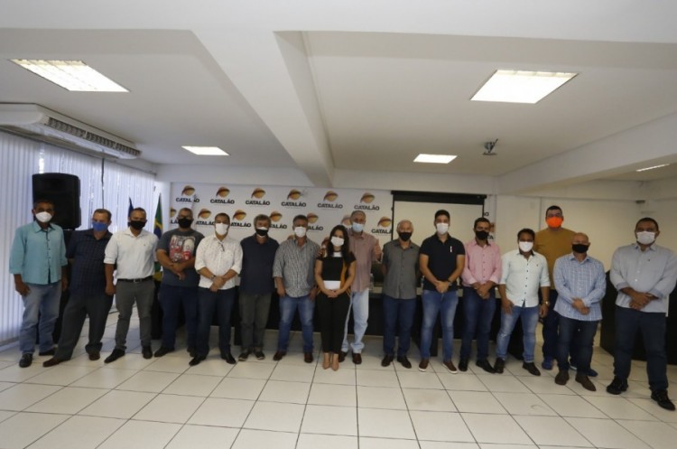 Prefeito em exercício, João Sebba, se reúne com vereadores