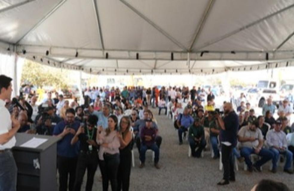 Governo de Goiás assina ordem de serviço para duplicação da GO-330