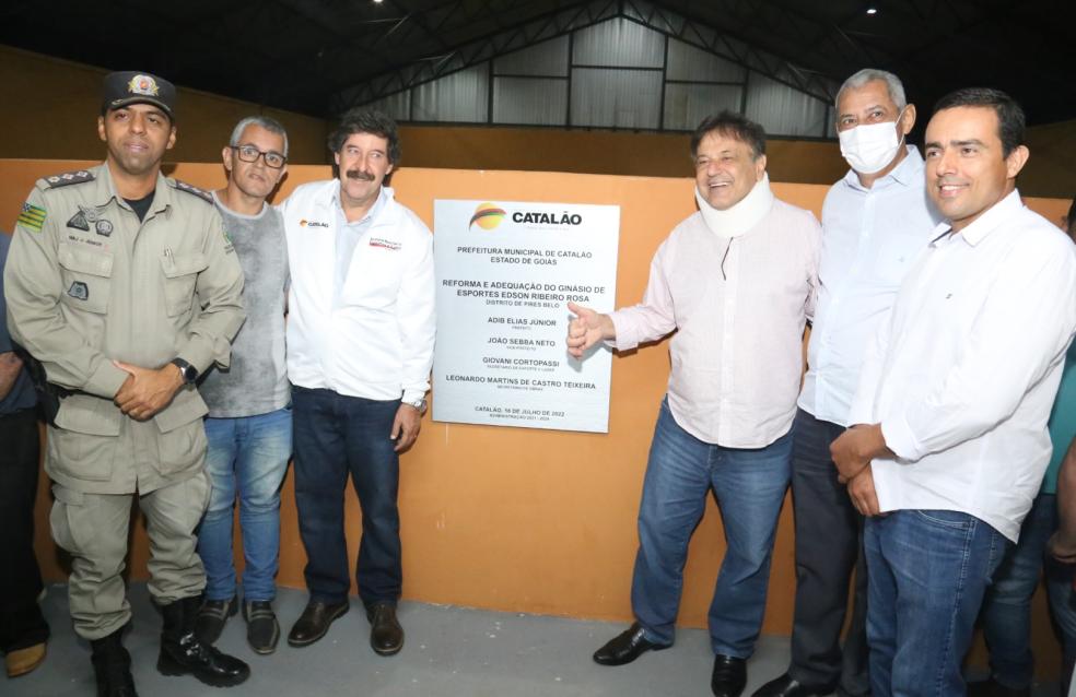 Ginásio de Esportes é reinaugurado e entregue à população no distrito de Pires Belo