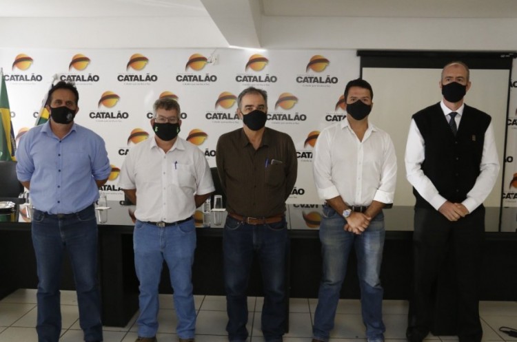 Apresentado plano de manejo da área de proteção ambiental do Ribeirão Samambaia/Pari