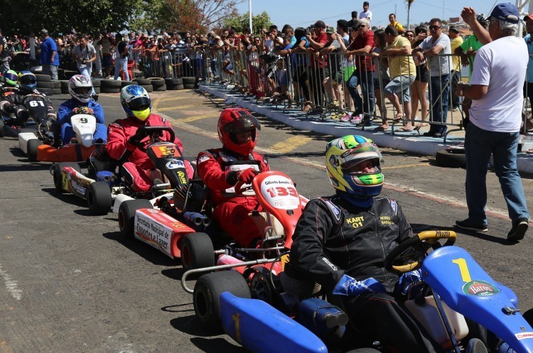 Circuito Kart Catalão teve muita adrenalina