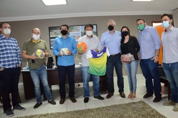 Em visita a Catalão, Secretário Estadual de Esportes entrega materiais e planeja ações de fomento à prática esportiva na cidade e região