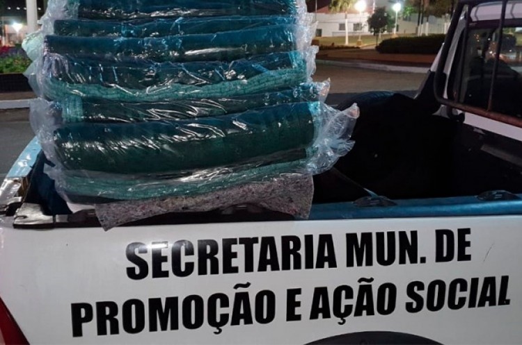 Ação Social faz doação de cobertores a moradores de rua