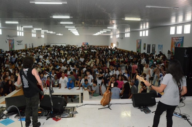 Mais de 1.500 crianças e adolescentes participam de evento contra as drogas