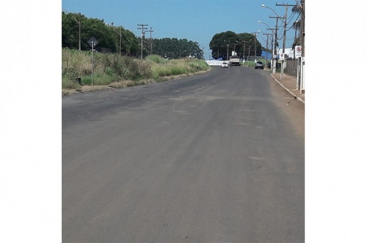 Trecho entre universidade e mineradora é contemplado com operação tapa buracos