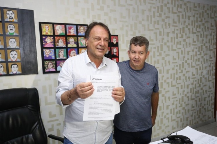 Sancionada lei que proíbe sacolas plásticas em Catalão